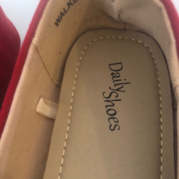 Red Round Toe Walker Flats DailyShoes SanFrancisco - Picture 4 of 5